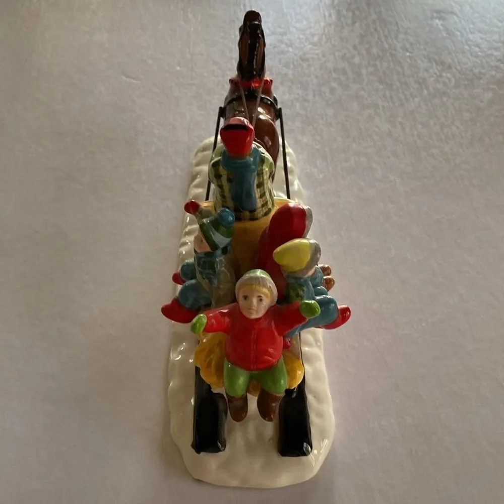 DEPARTMENT 56 Snow Village Hay Ride Christmas Horse Sled